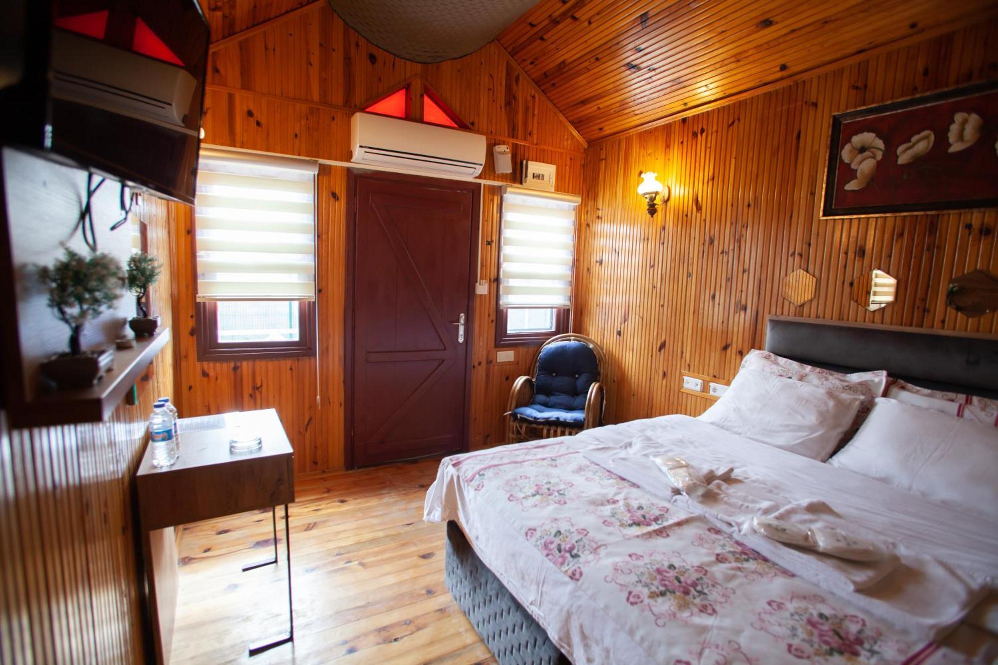 Tias Shelale Otel Ağva Luaran gambar