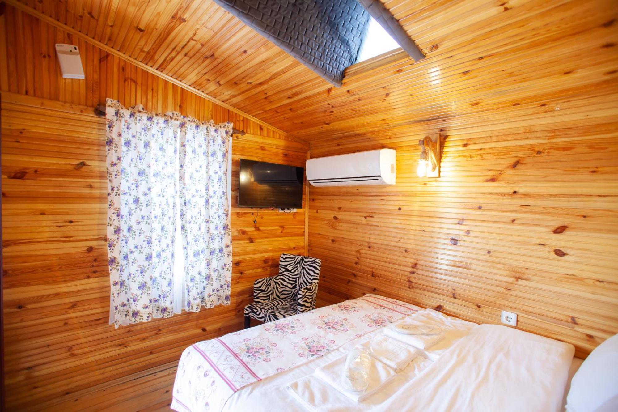 Tias Shelale Otel Ağva Luaran gambar